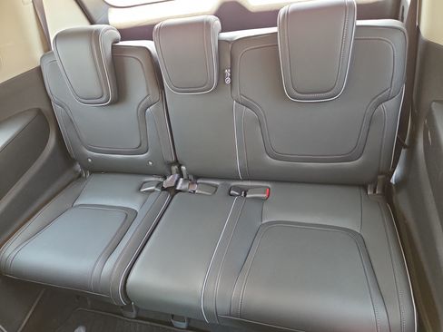 Used 2025 INFINITI QX80 Luxe AWD/4WD image 8