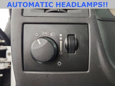 Used 2010 Dodge Challenger SE image 18