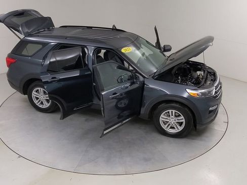 Certified 2023 Ford Explorer XLT w/ Equipment Group 202A AWD/4WD image 49