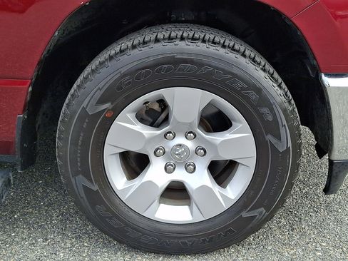 Used 2023 RAM 1500 Big Horn AWD/4WD image 9