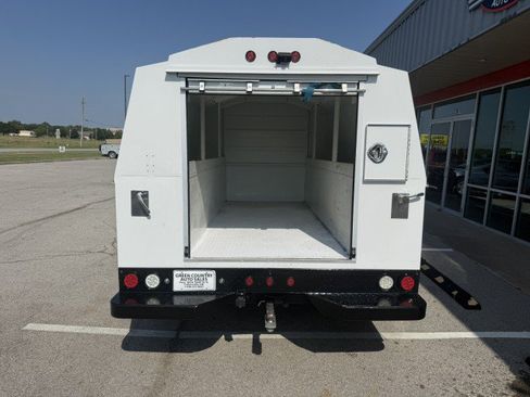 Used 2022 Ford Transit 350 RWD image 6
