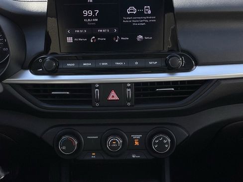 Used 2024 Kia Forte LXS image 16