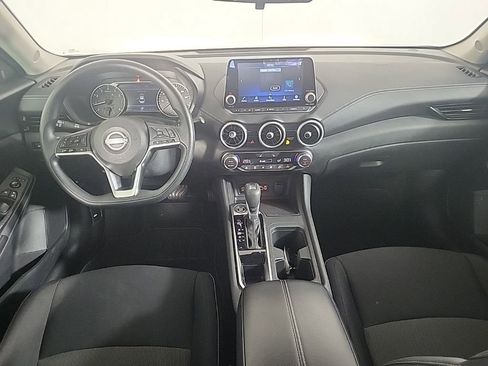 Used 2024 Nissan Sentra SV image 10
