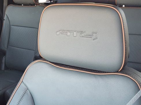 New 2026 GMC Yukon AT4 w/ LPO, Floor Liner Package AWD/4WD image 17