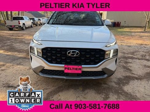 Used 2023 Hyundai Santa Fe SEL image 2