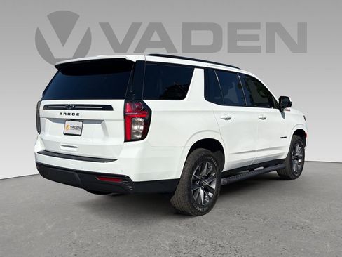 Used 2024 Chevrolet Tahoe Z71 w/ Luxury Package image 23