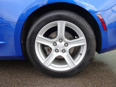 Used 2016 Chevrolet Camaro LT image 24