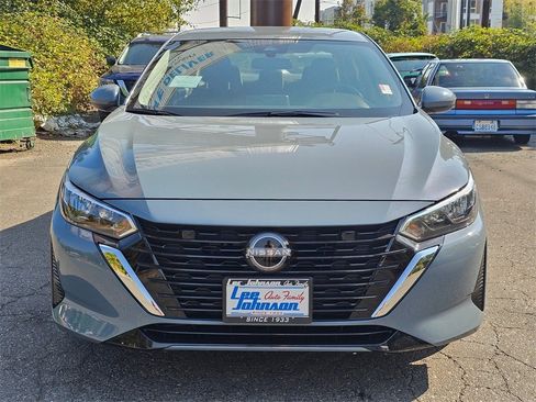 New 2025 Nissan Sentra SV image 2