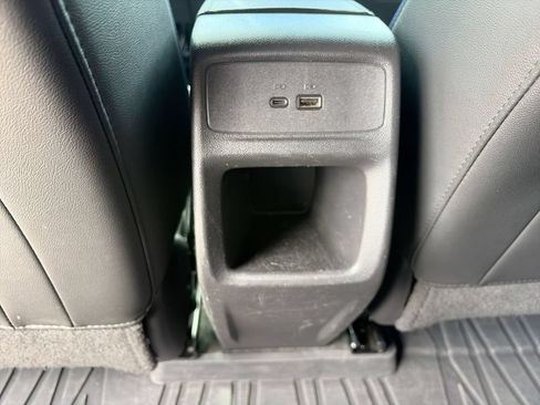 Used 2025 Buick Envista Sport Touring w/ Convenience II Package FWD image 28