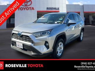 Certified 2021 Toyota RAV4 XLE w/ Convenience Package video 1