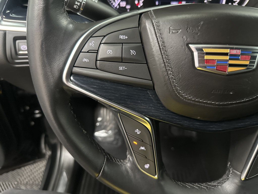 Used 2024 Cadillac XT5 Premium Luxury AWD/4WD image 15
