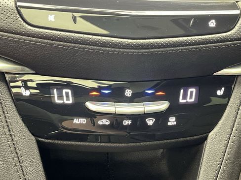 Used 2024 Cadillac XT5 Sportv w/ LPO, Floor Liner Package AWD/4WD image 22