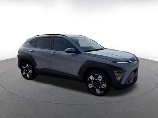 Used 2025 Hyundai Kona SEL video 2