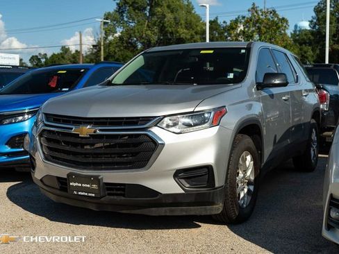 Used 2020 Chevrolet Traverse LS w/ LPO, Floor Liner Package image 1