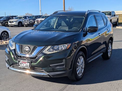 Used 2020 Nissan Rogue SV image 10