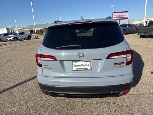 Used 2022 Honda Pilot TrailSport image 4
