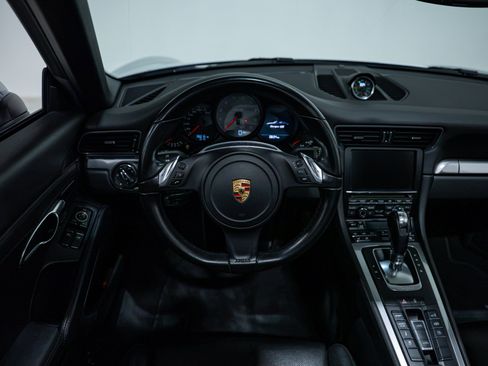 Used 2014 Porsche 911 Targa 4S AWD/4WD image 16
