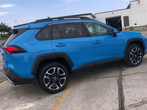 Used 2020 Toyota RAV4 Adventure image 3