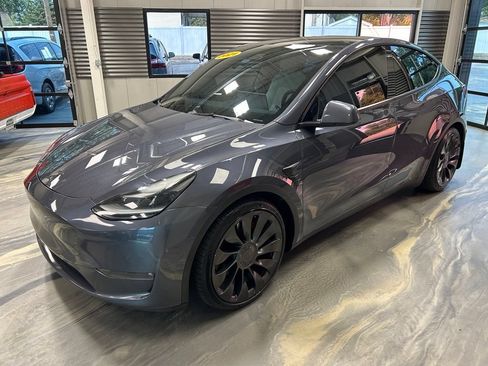 Used 2021 Tesla Model Y Performance AWD/4WD image 35