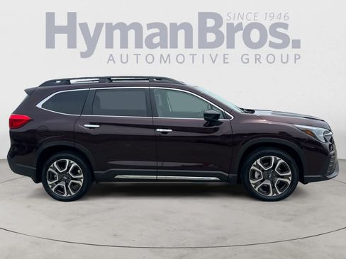 Certified 2025 Subaru Ascent Touring AWD/4WD image 2