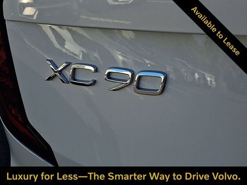 Certified 2026 Volvo XC90 B6 Plus w/ Protection Package Premier AWD/4WD image 30