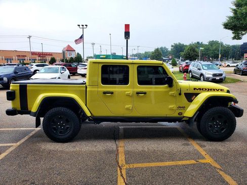 Used 2023 Jeep Gladiator Mojave w/ Cold Weather Group AWD/4WD image 4