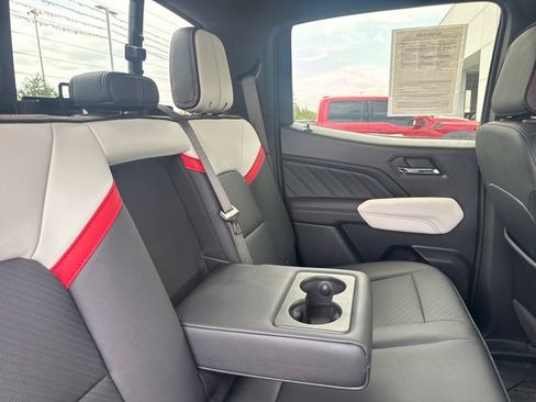 Used 2024 GMC Canyon AT4X AWD/4WD image 34
