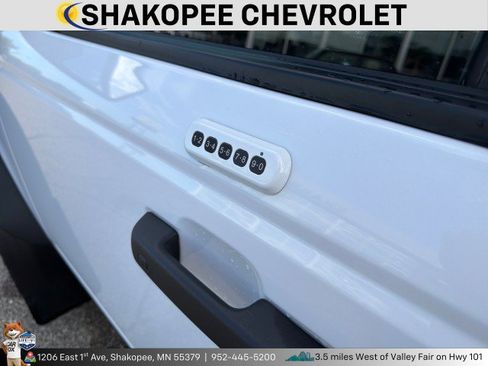 Used 2023 Ford Bronco Black Diamond w/ Sasquatch Package AWD/4WD image 4