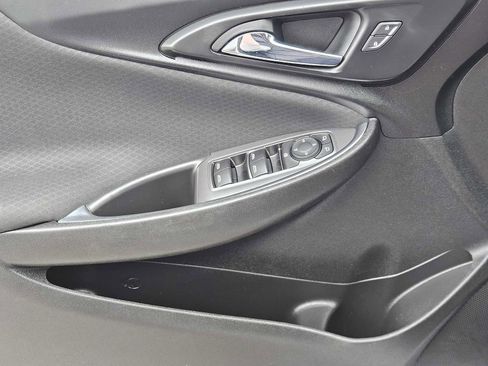 Used 2021 Chevrolet Malibu LT image 22