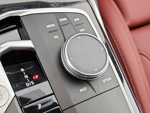 Used 2024 BMW 330i xDrive Sedan w/ M Sport Package image 25