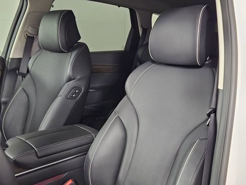 Used 2025 Genesis GV80 2.5T Prestige image 22