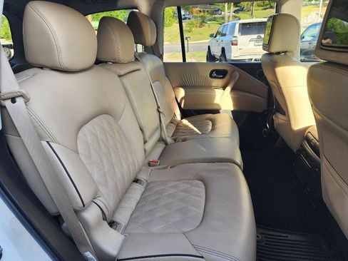 Used 2021 Nissan Armada Platinum RWD image 10