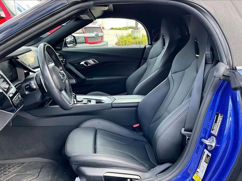 Certified 2023 BMW Z4 sDrive30i w/ Driving Assistance Package image 7