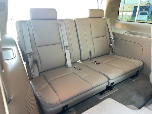 Used 2011 Chevrolet Tahoe LTZ image 27