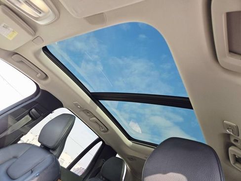 Used 2024 Volvo XC90 B5 Plus image 6