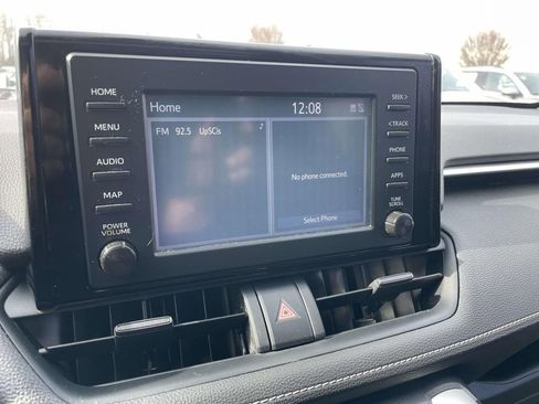 Used 2019 Toyota RAV4 XLE image 40