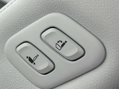 New 2027 Genesis GV70 2.5T Advanced AWD/4WD image 23