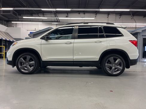 Used 2019 Honda Passport Touring image 4