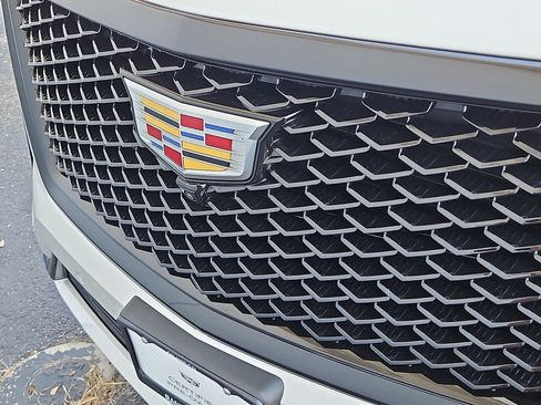 Certified 2025 Cadillac Escalade ESV Sport Platinum AWD/4WD image 9