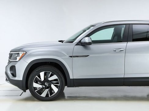 New 2026 Volkswagen Atlas Cross Sport SE AWD/4WD image 42