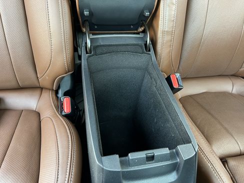 Used 2023 Subaru Ascent Touring AWD/4WD image 29
