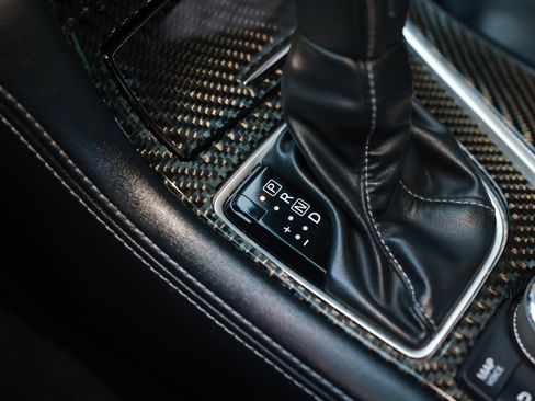 Used 2017 INFINITI Q60 3.0t w/ Premium Plus Package 3.0T image 46