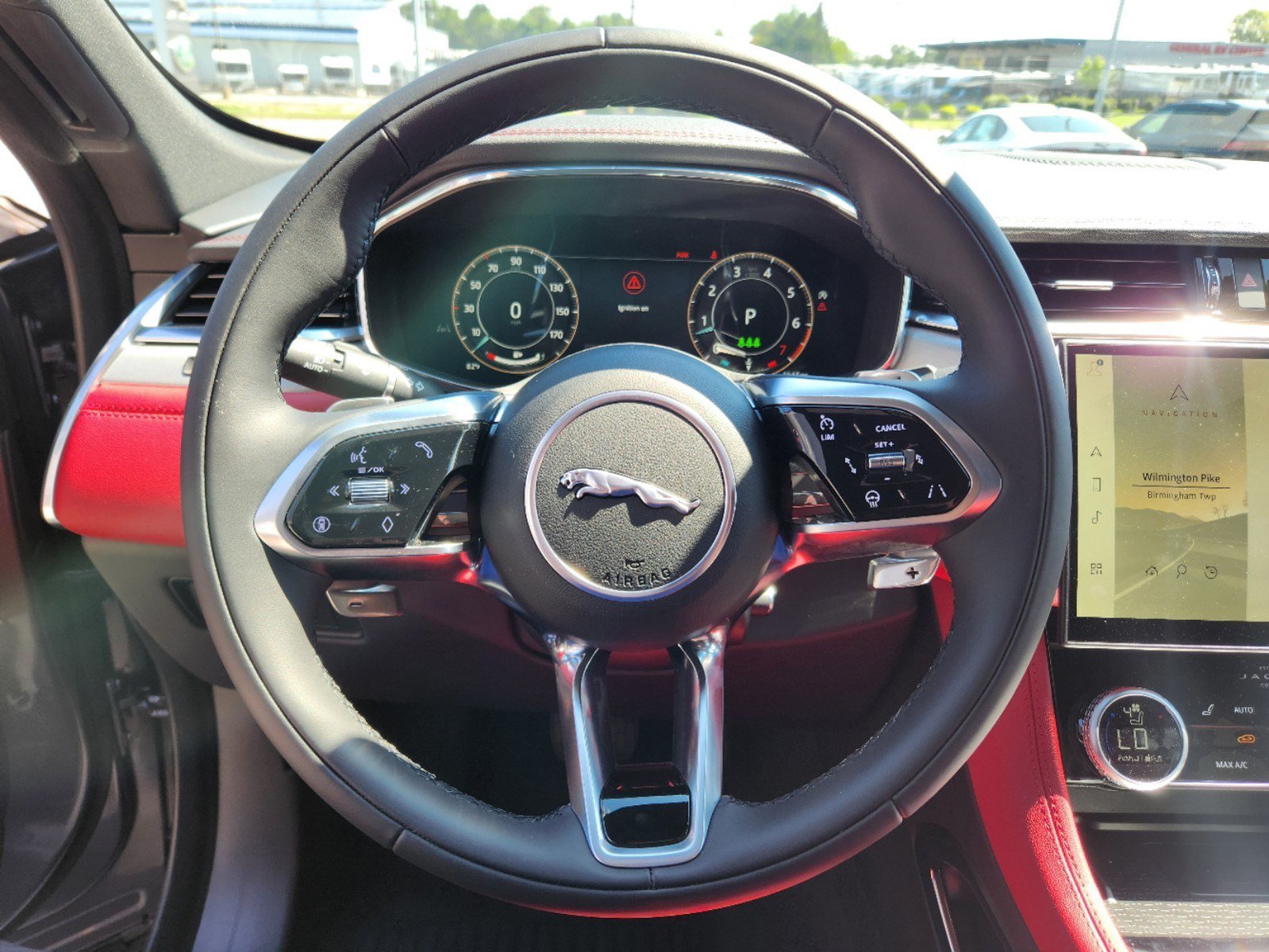 Used 2025 Jaguar F-PACE R-Dynamic S AWD/4WD image 15