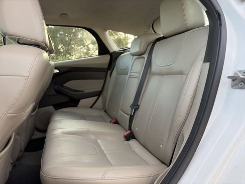 Used 2012 Ford Focus SEL image 12