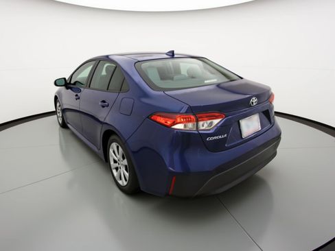 Used 2025 Toyota Corolla LE image 6