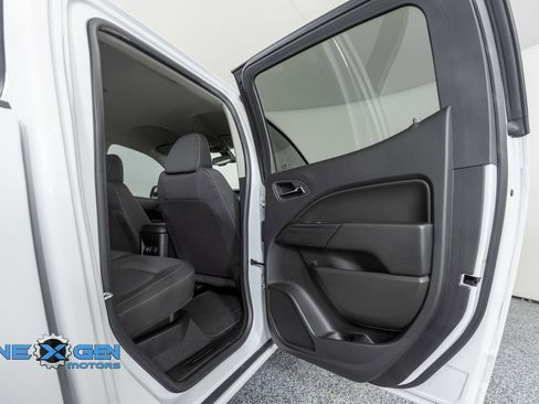 Used 2022 Chevrolet Colorado LT w/ LT Convenience Package image 31