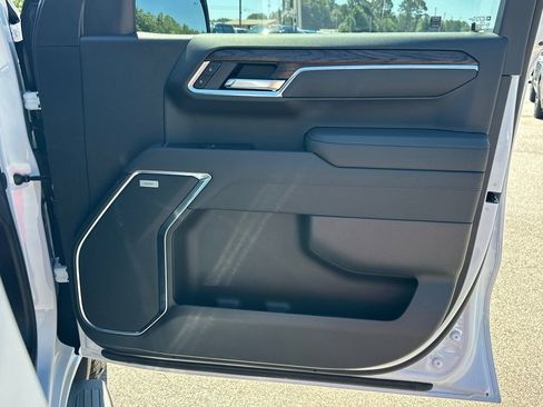 New 2026 GMC Sierra 1500 SLT w/ SLT Premium Plus Package AWD/4WD image 15