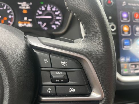 Used 2024 Subaru Ascent Premium w/ Convenience Package image 15