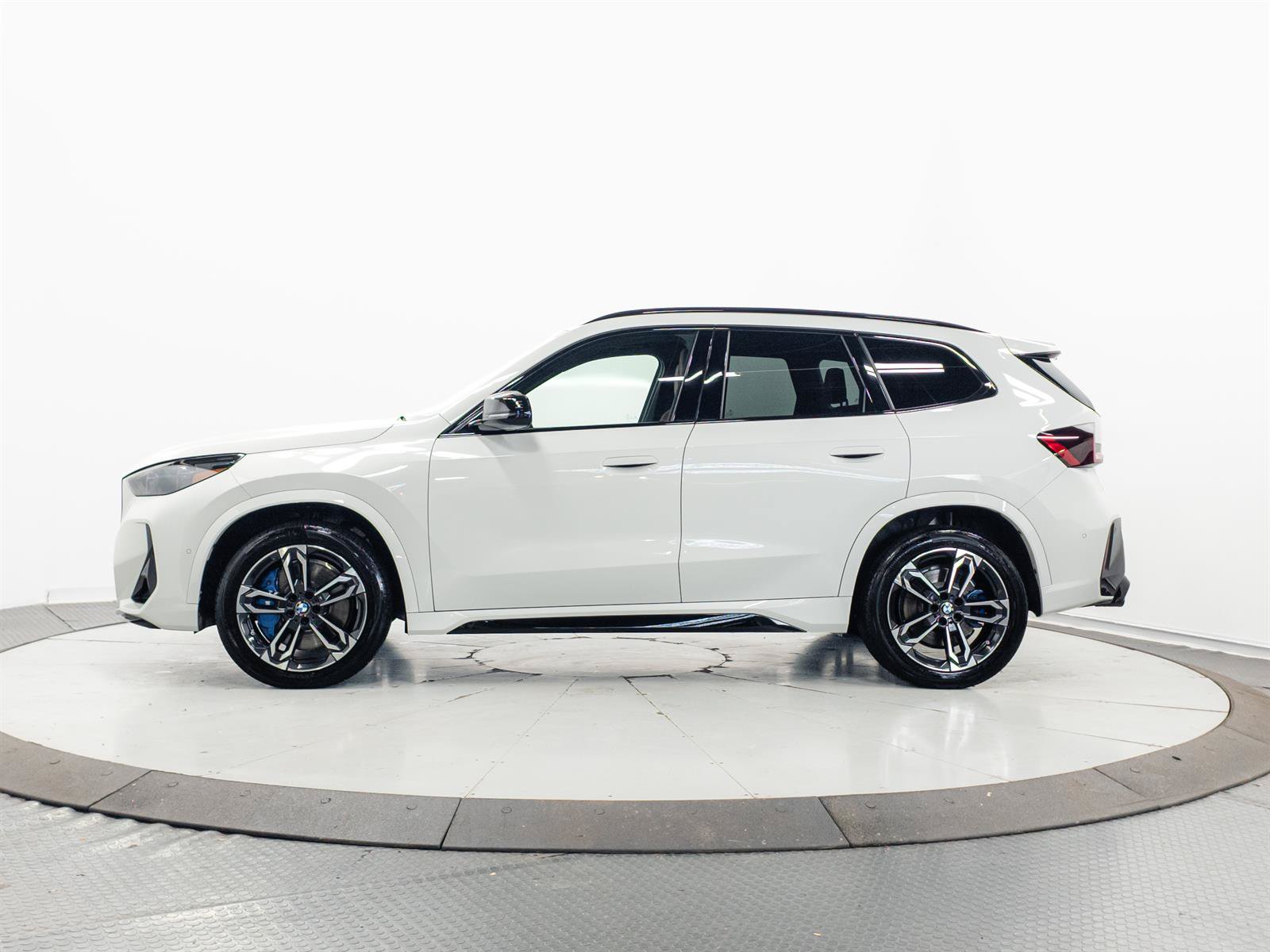 Used 2026 BMW X1 M35i AWD/4WD image 10