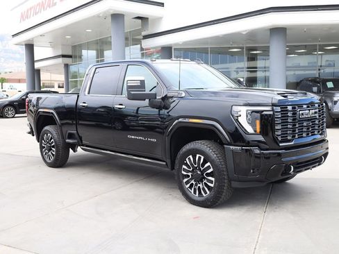 New 2026 GMC Sierra 3500 Denali Ultimate AWD/4WD image 8